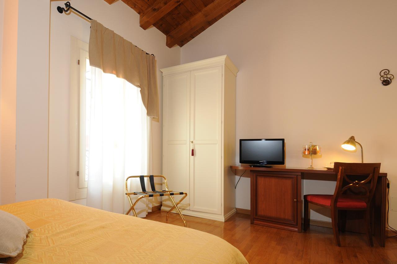 Bed and Breakfast La Dogana Портогруаро Экстерьер фото
